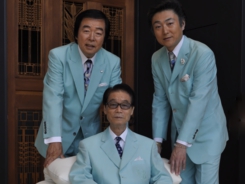 鶴岡雅義ロマンチカ.JPG